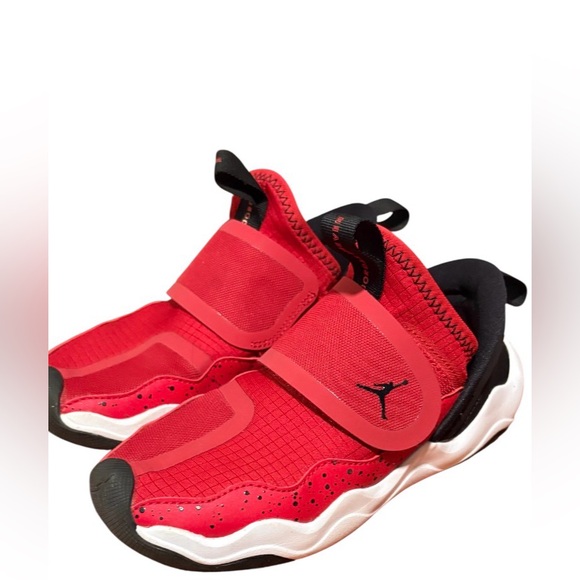 Jordan Kids Red and Black Sneakers - Picture 2 of 5
